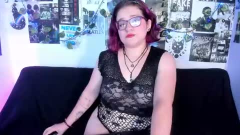 Snapshot of hellen21rose chatting on August 2026 07:06:01 PM hellen online show from August 2026 07:06:01 PM