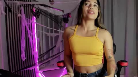 Snapshot of hellen_rice chatting on November 2025 04:25:02 AM hellen_rice online show from November 2025 04:25:02 AM