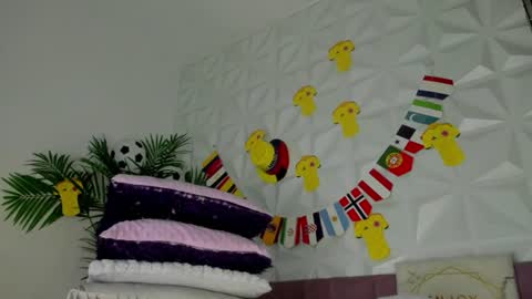 hellen     online show from July 2026 02:41:01 PM