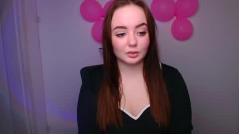 Snapshot of hellen_way chatting on February 2025 01:33:01 PM Hellen online show from February 2025 01:33:01 PM