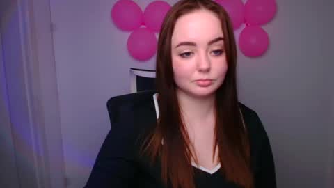 Snapshot of hellen_way chatting on February 2025 04:37:01 PM Hellen online show from February 2025 04:37:01 PM