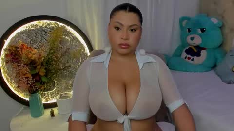 Snapshot of hellenamazing chatting on February 2026 03:26:01 AM hellenamazing online show from February 2026 03:26:01 AM