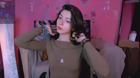Helli online show from May 2026 07:10:02 PM