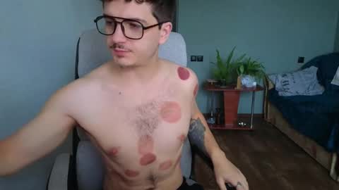 Snapshot of hellish_sugar chatting on October 2025 07:20:01 AM Remy online show from October 2025 07:20:01 AM