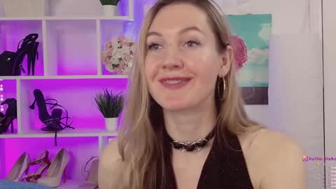 Alisia  Monday to Friday from 10 am to 4 pm GMT 2 online show from January 2025 02:10:01 PM