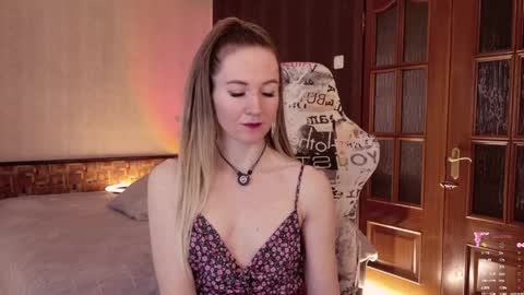 Alisia  Monday to Friday from 10 am to 4 pm GMT 2 online show from June 2026 08:38:01 AM