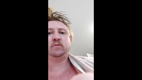 HelloYou online show from February 2026 10:25:01 PM