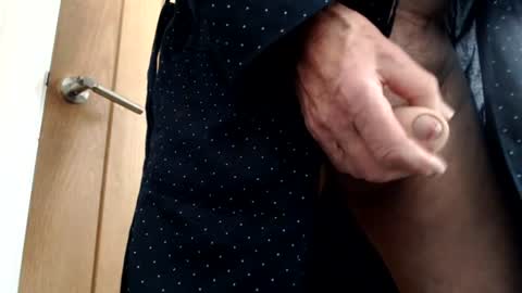 older cock online show from June 2026 08:09:02 AM