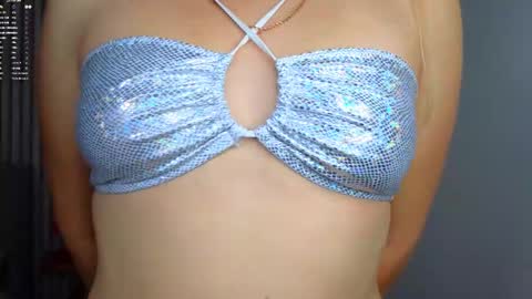 Hemiplekta online show from November 2025 01:16:02 AM