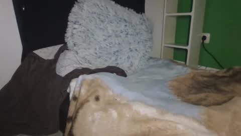 hempdude5588 online show from September 2025 01:47:01 PM