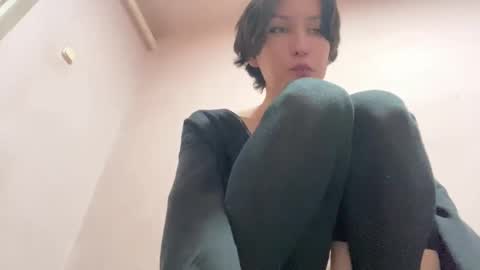 Snapshot of hencamx chatting on February 2025 08:53:02 PM Eva online show from February 2025 08:53:02 PM