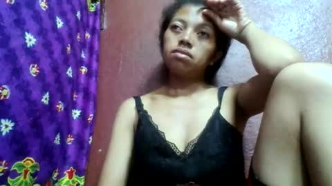 henitsaldy online show from May 2026 03:03:01 AM