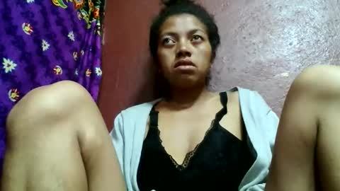 henitsaldy online show from May 2026 03:02:01 AM