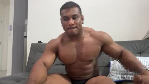 Henri online show from January 2025 11:18:01 PM