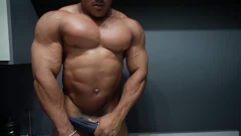 Henri online show from February 2026 10:36:01 PM