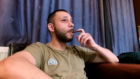 Snapshot of henryaxe chatting on January 2025 11:38:01 AM HenryAxe online show from January 2025 11:38:01 AM