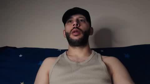 Snapshot of henryaxe chatting on September 2025 01:05:02 AM HenryAxe online show from September 2025 01:05:02 AM