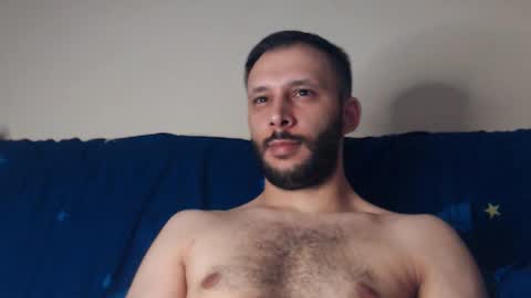 Snapshot of henryaxe chatting on September 2025 09:59:02 PM HenryAxe online show from September 2025 09:59:02 PM