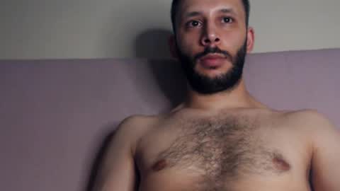 Snapshot of henryaxe chatting on September 2025 06:52:02 PM HenryAxe online show from September 2025 06:52:02 PM