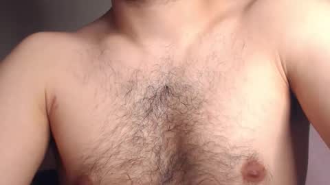 Snapshot of henryaxe chatting on September 2025 10:09:02 PM HenryAxe online show from September 2025 10:09:02 PM