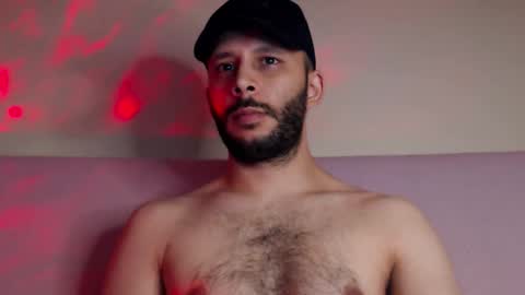 Snapshot of henryaxe chatting on September 2025 10:53:01 PM HenryAxe online show from September 2025 10:53:01 PM