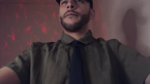 Snapshot of henryaxe chatting on September 2025 09:26:02 PM HenryAxe online show from September 2025 09:26:02 PM