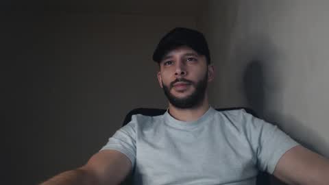 Snapshot of henryaxe chatting on September 2025 11:15:01 AM HenryAxe online show from September 2025 11:15:01 AM