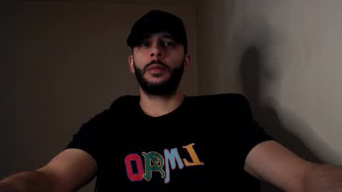 Snapshot of henryaxe chatting on October 2025 05:33:02 PM HenryAxe online show from October 2025 05:33:02 PM