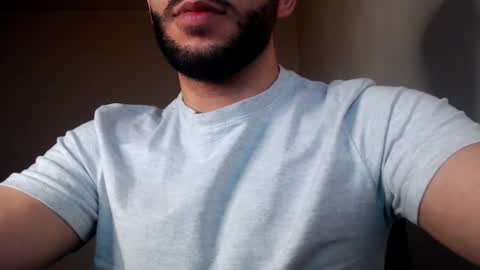 Snapshot of henryaxe chatting on October 2025 09:26:02 PM HenryAxe online show from October 2025 09:26:02 PM