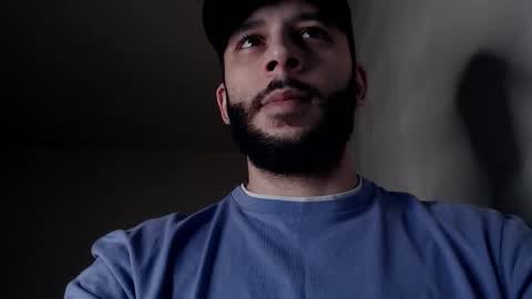 HenryAxe online show from January 2026 09:53:02 PM