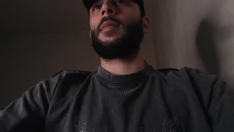 HenryAxe online show from May 2026 10:36:01 AM