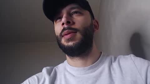 HenryAxe online show from June 2026 10:58:02 AM