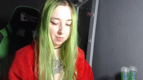 Hentaishiing online show from December 2024 06:32:02 PM