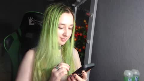 Hentaishiing online show from December 2024 03:04:01 PM