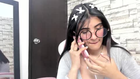 hera_elis online show from December 2024 07:42:02 PM