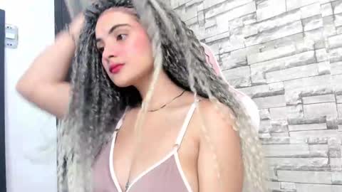 hera_elis online show from January 2025 07:44:02 PM