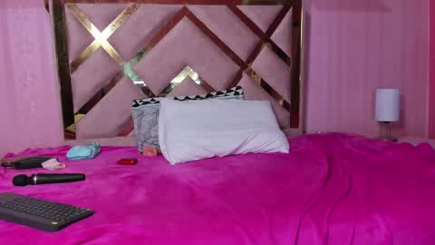 hera_elis online show from March 2025 10:53:01 PM