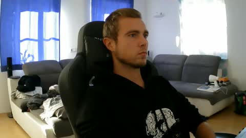 John Pearl online show from November 2025 10:38:01 AM