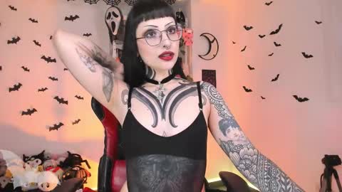  Marie  online show from October 2025 02:20:01 AM