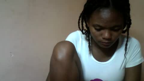 Snapshot of herisse01 chatting on June 2026 06:32:02 PM herisse01 online show from June 2026 06:32:02 PM