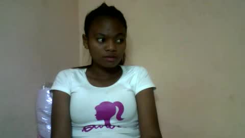 Snapshot of herisse01 chatting on June 2026 08:01:01 PM herisse01 online show from June 2026 08:01:01 PM