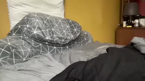 herkimer95 online show from December 2024 05:18:02 PM