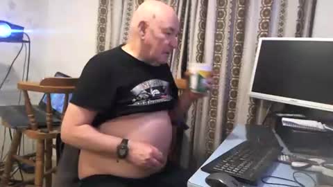 mature online show from December 2024 04:01:01 AM