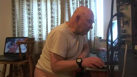 mature online show from December 2025 10:09:02 AM