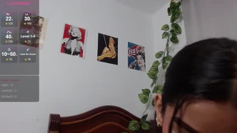 Alana online show from December 2024 11:31:02 PM