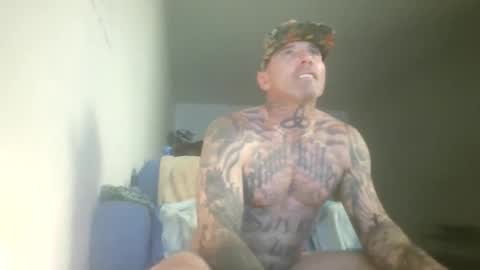 Snapshot of hershdog2482 chatting on May 2026 05:32:02 PM hershdog2482 online show from May 2026 05:32:02 PM