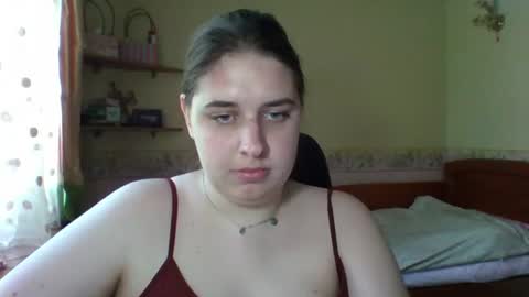 hess_luna_ online show from June 2026 09:08:02 AM