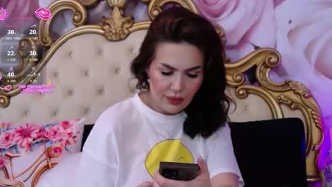 Hessy online show from December 2025 05:40:02 PM