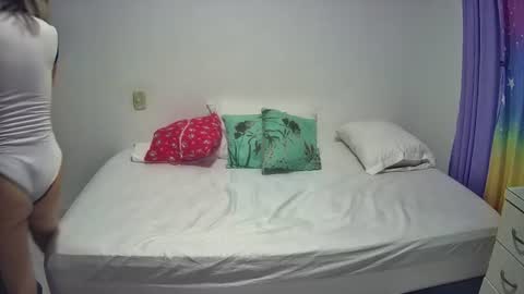 Hestesiaxx online show from June 2026 01:08:02 AM