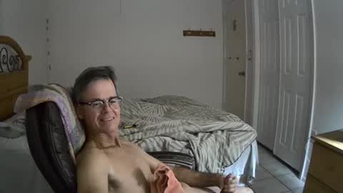 Snapshot of hewes1 chatting on December 2024 10:30:01 AM hewes1 online show from December 2024 10:30:01 AM